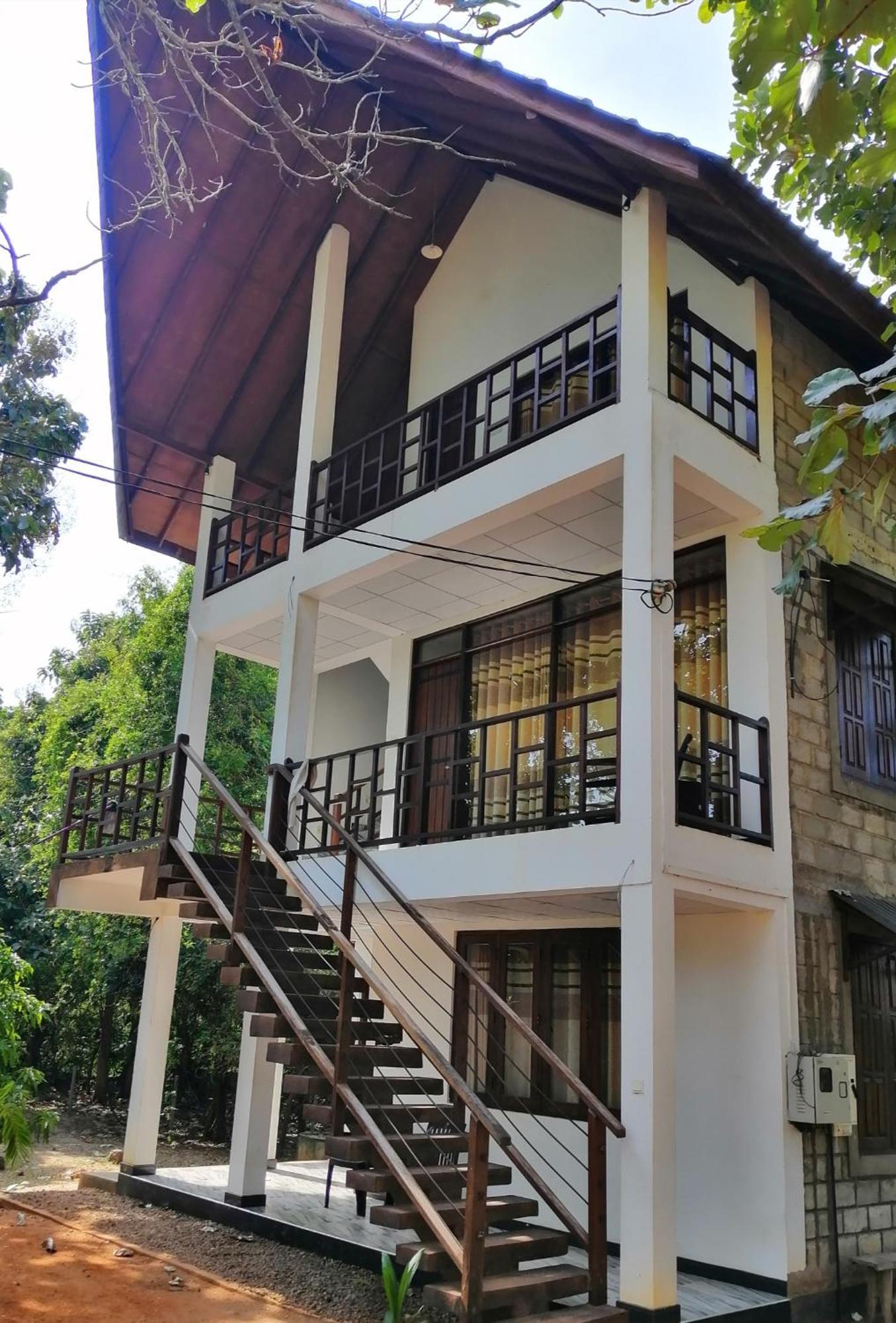 Malwathu Oya Forest Garden Anuradhapura Buitenkant foto